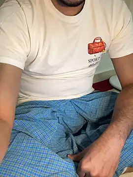 Handsome8677 online show from March 28, 9:37 pm