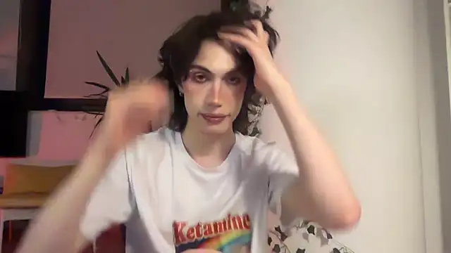 kira yoshika9e online show from February 8, 8:57 pm