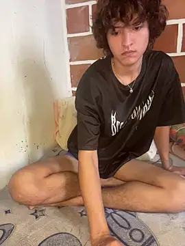 JoelnClouds online show from April 10, 6:59 pm