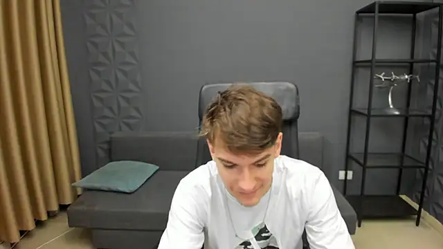 BradyFlint online show from April 3, 4:42 am