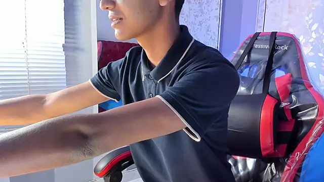 velkanX online show from October 29, 9:51 pm