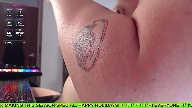 SugaredDigit online show from December 17, 1:18 pm