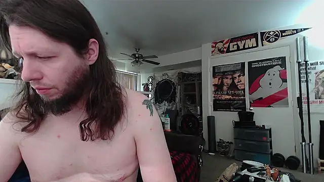 biggerisbetter12 online show from June 1, 10:54 pm