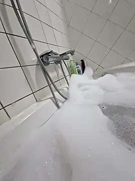 16enes16 online show from December 18, 5:53 pm