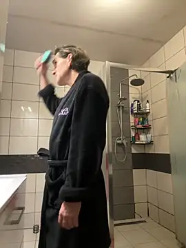 kon77777 online show from November 7, 4:05 am