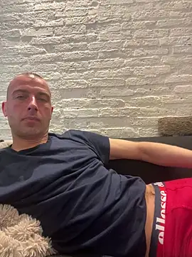 Rotteei1 online show from March 7, 9:29 am