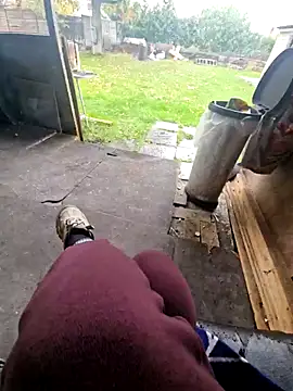 bbyxklaus online show from October 29, 12:41 pm