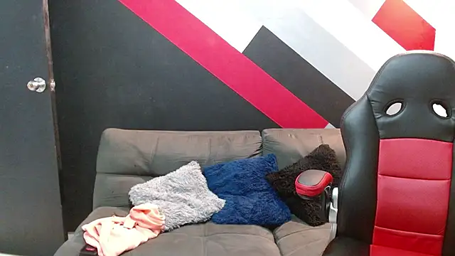 Zac Golden online show from November 15, 2:57 am