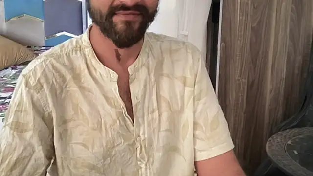 MakeMeAwareAah online show from April 13, 8:26 am