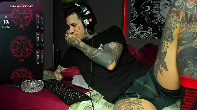 cleoo jhonny online show from April 16, 6:46 am