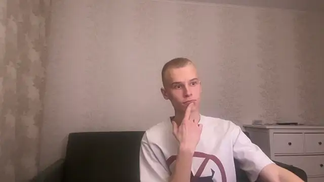 LukaBS1 online show from October 28, 5:04 pm