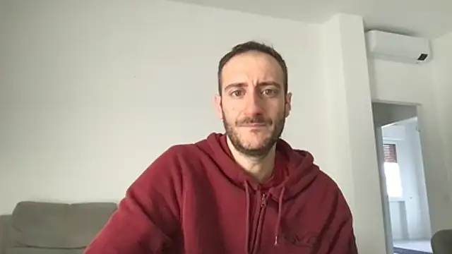 LukaShyGuy online show from November 19, 8:14 am