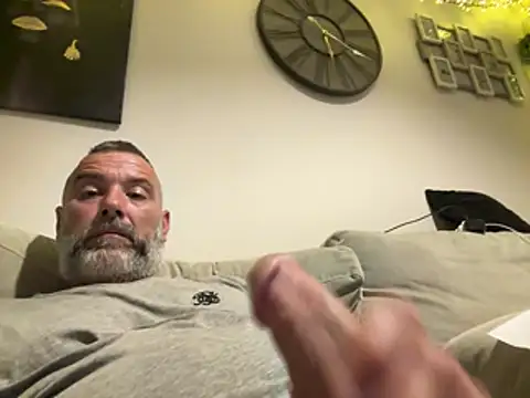 plymouthlad82 online show from July 16, 12:17 am