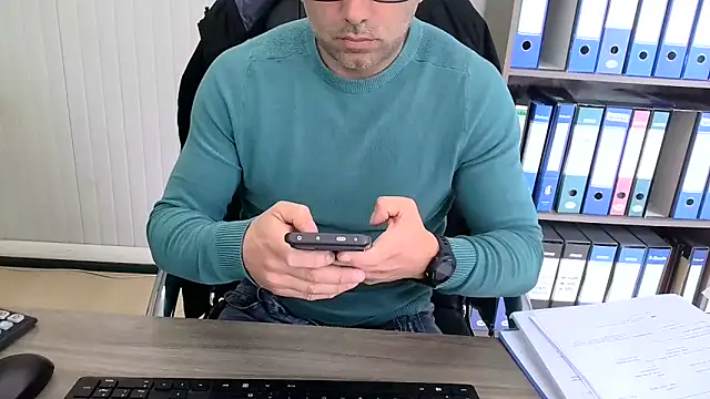 Evasionee online show from March 27, 8:26 am