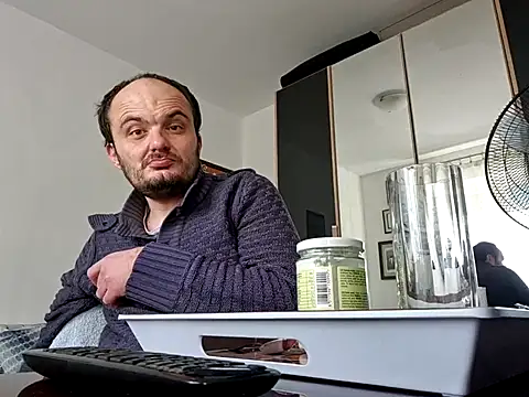 domymatteo69 online show from October 28, 2:41 pm