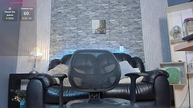 zack joness18 online show from March 17, 4:26 am