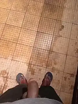 younggblackkCOCK19 online show from April 19, 6:32 pm