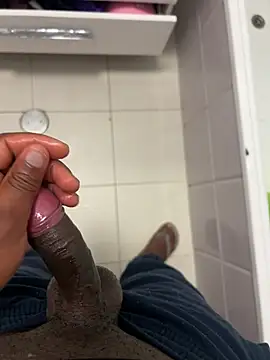 negrinho5 online show from April 13, 12:55 am