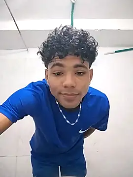 Alex Sweeting online show from April 10, 9:16 am