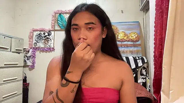 untouchable mia online show from December 4, 12:34 pm