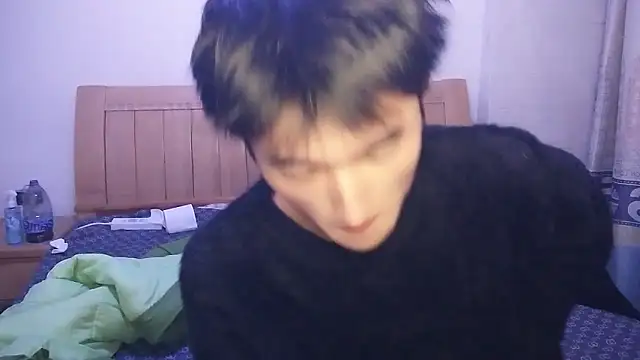 N228 online show from December 16, 8:05 pm