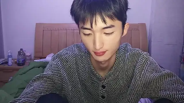 N228 online show from December 20, 9:38 am