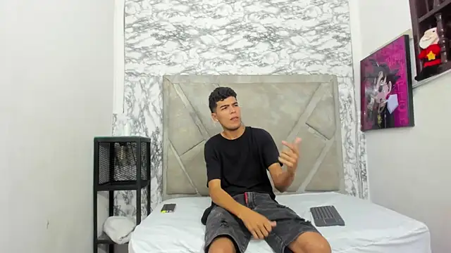 tomy hotboy online show from October 29, 6:05 am