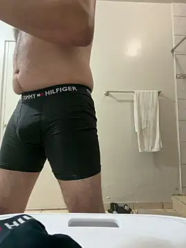 ezrah23 online show from May 15, 5:54 pm