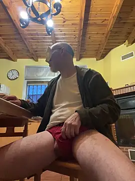 men1967 online show from February 6, 5:54 pm