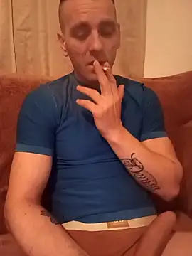 Baiat Finut1 online show from January 18, 3:41 am