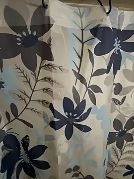 bkuterbach2015 online show from April 2, 12:24 pm