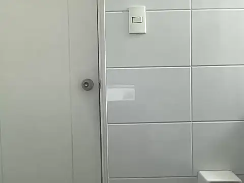 maxdonn29 online show from April 7, 2:28 pm