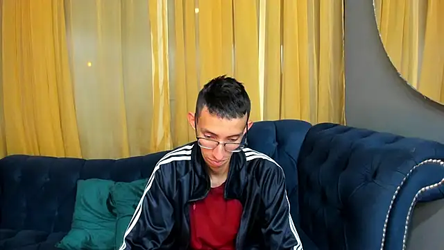 ZyroNight online show from December 16, 7:32 pm