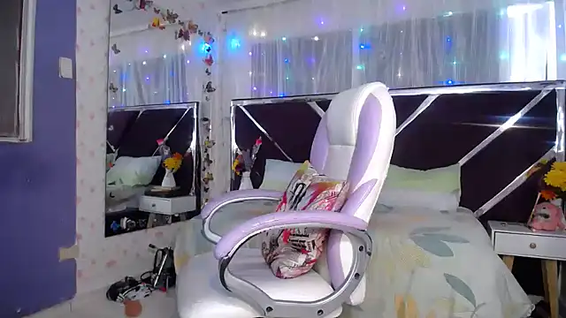 Santy bigcock 01 online show from April 8, 5:21 pm