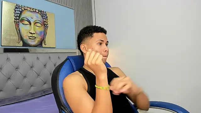 Liams18 online show from April 15, 4:12 am