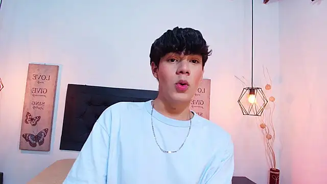 Isaac Kurtt online show from November 20, 8:51 pm