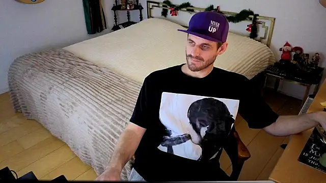 skatejocke online show from December 19, 8:28 pm