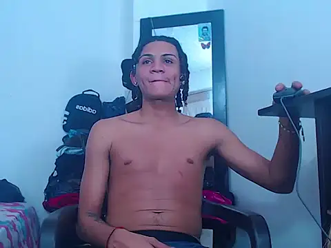 scoothh online show from November 25, 9:44 am