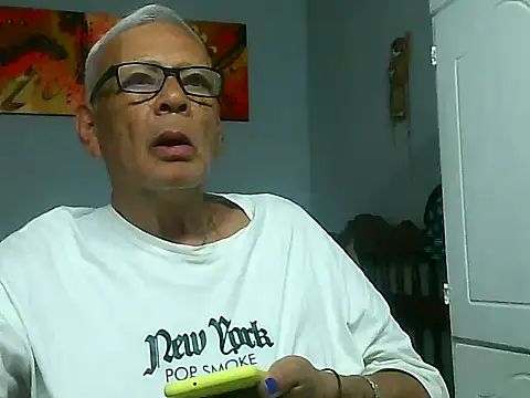 dirtysluttyfist online show from November 14, 2:07 pm