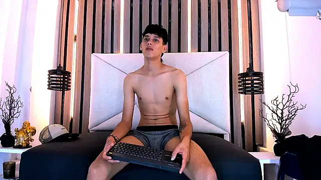 Pit Ross online show from June 5, 3:44 am