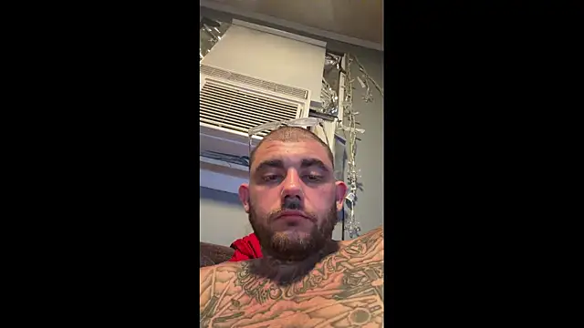 trickydickydaddy online show from May 29, 9:08 am