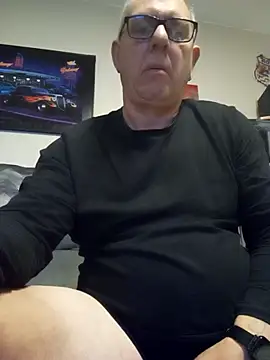 andy-1961 online show from November 28, 10:55 pm