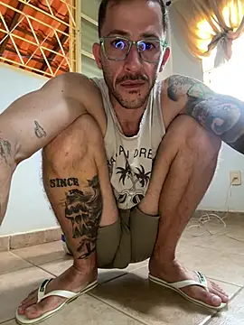 Lucasjandre online show from April 6, 9:43 am