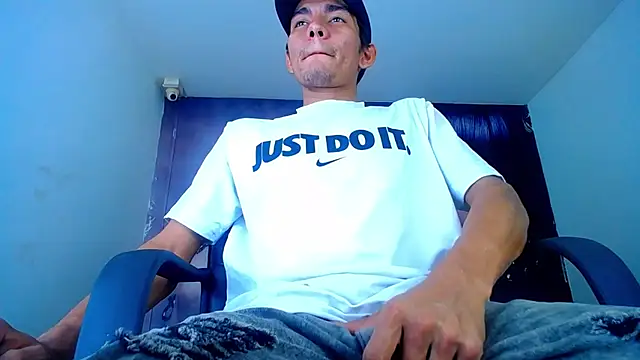 DOMINIT HOTS7 online show from November 11, 1:54 am