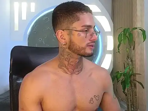 Alanrodgers online show from February 12, 1:17 pm