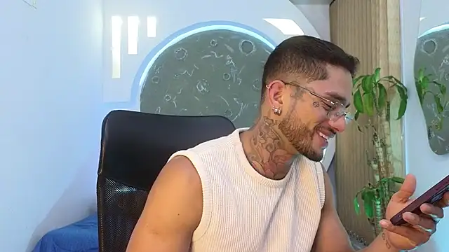 Alanrodgers online show from March 28, 1:11 pm