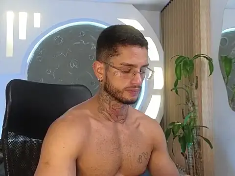 Alanrodgers online show from February 9, 1:05 pm