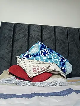 yesua28 online show from April 18, 6:26 am