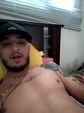 mohamedkarimm online show from December 2, 2:53 pm