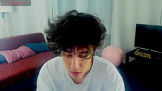 TylerBrookss online show from November 15, 4:20 pm